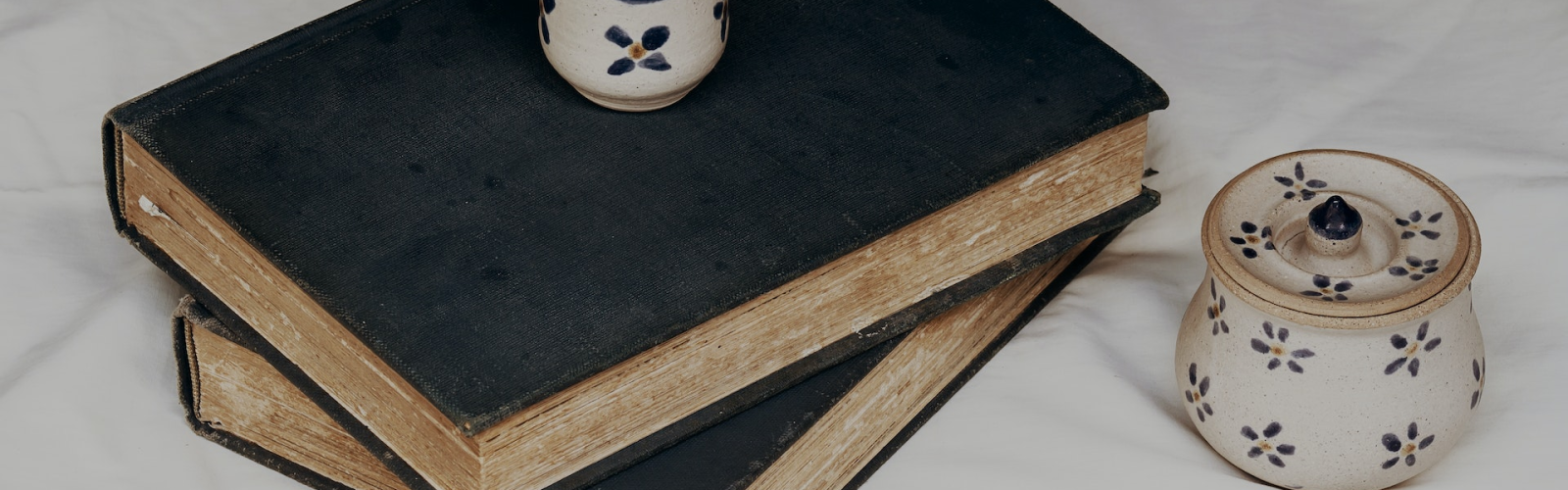 text
reading, reading habit, professional development, career growth, job market, deep reading, focus, mental stamina, concentrated work, skills, current skills, industry trends, industry reports, case studies, multilingual seo, professional edge